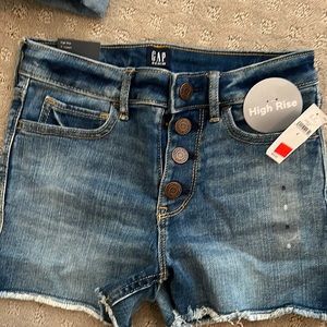 New with tags. Girls gap denim shorts